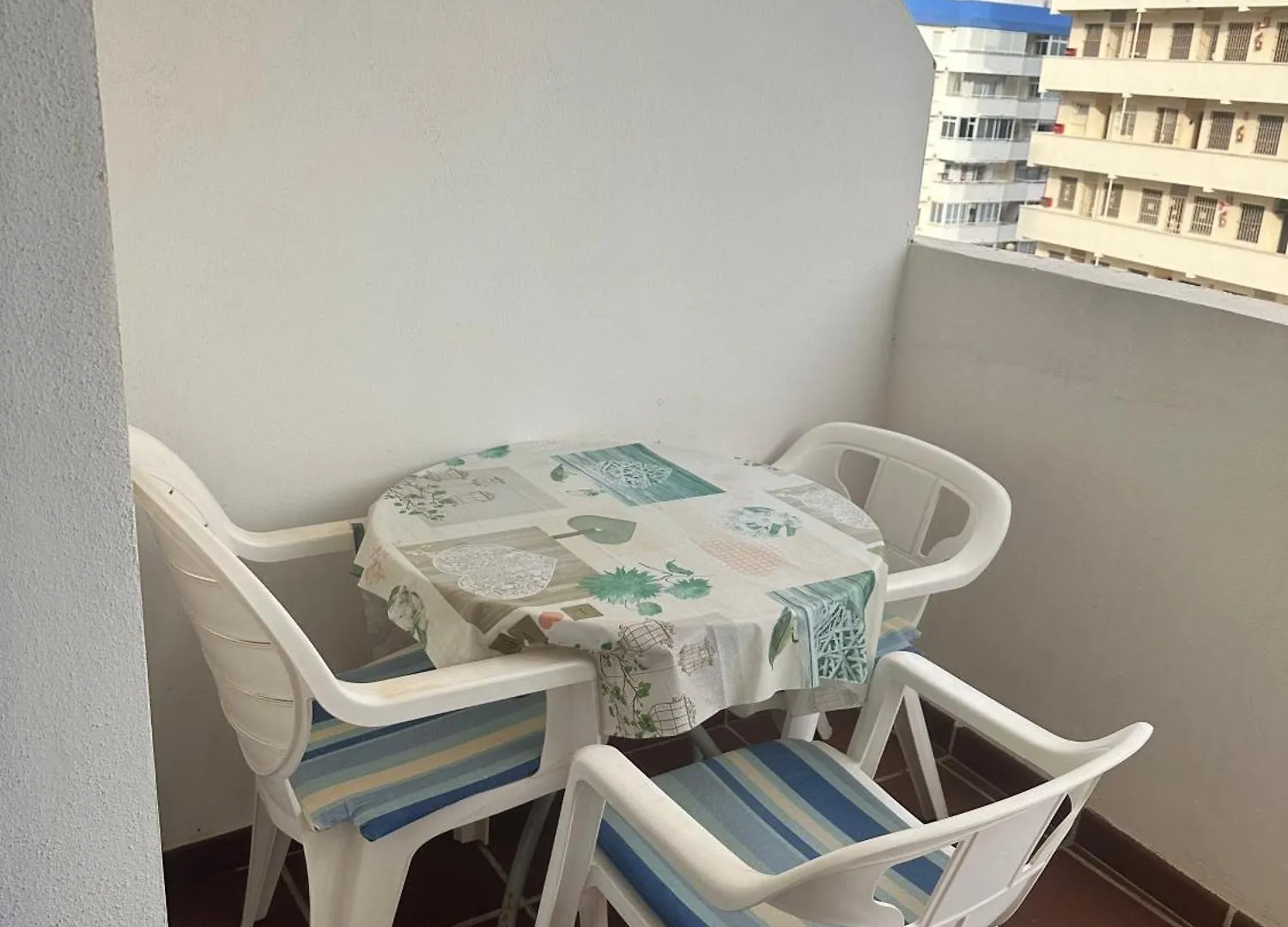 Los Patos Benalmádena 0*,  Espanha